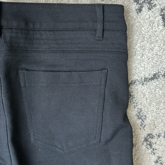 VINCE black pants with detail. Size 4 - Picture 5 of 7